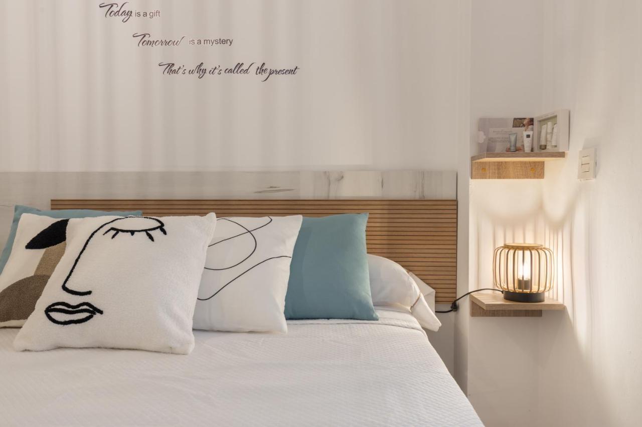Apartamentos Nuria 19 Granada Eksteriør billede
